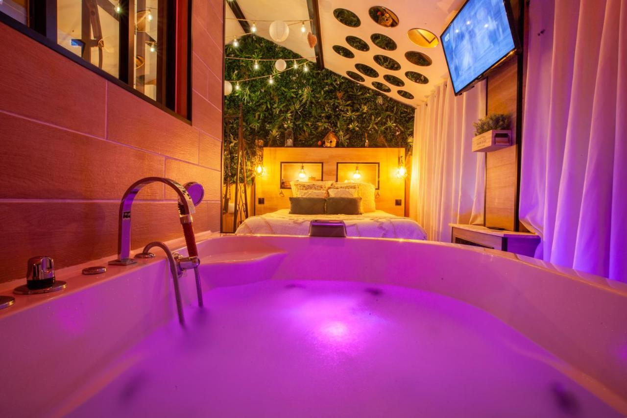 Love Room Romantique Les Petits Plaisirs Анже Екстер'єр фото